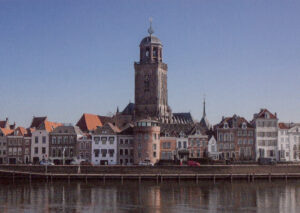 Postkaart Deventer Kiekjes 01 - Skyline van Deventer X12